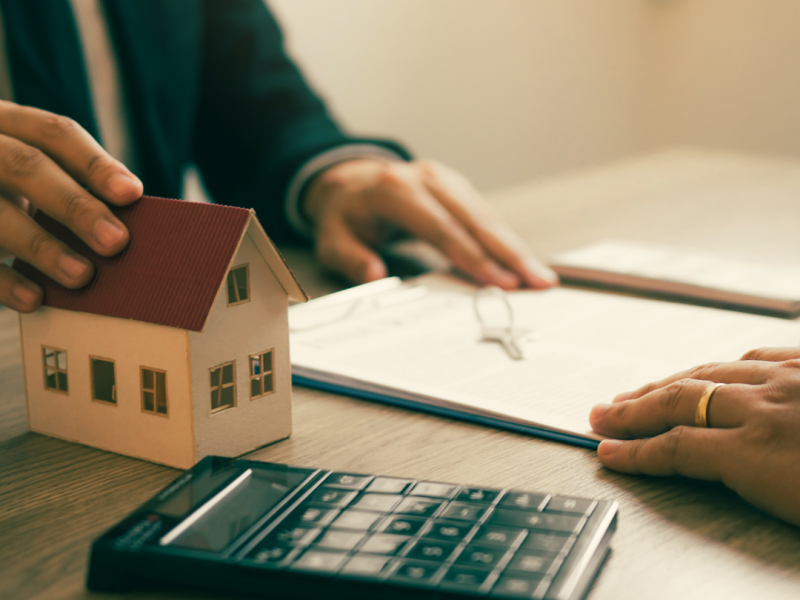 From Contract to Closing How a Skilled Attorney Facilitates Smooth